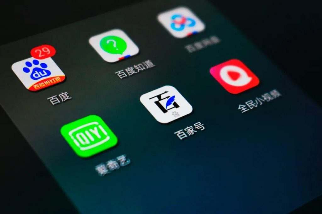 少萝被 脱脱内内做运动蓝莓视频